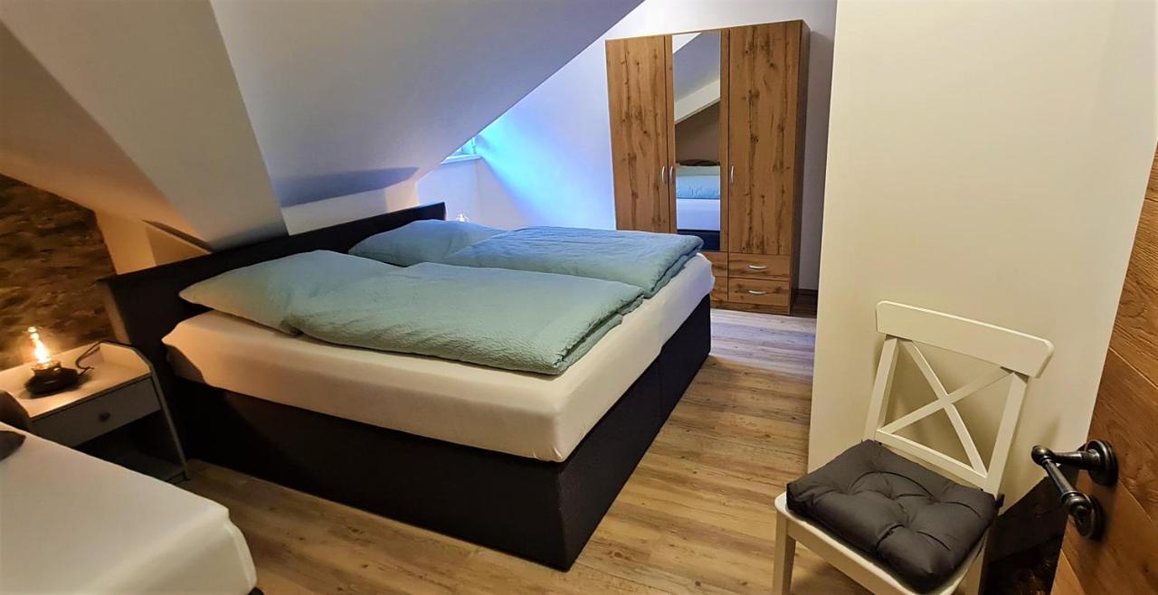 Ferienwohnung Am Fluss Klotten Extérieur photo